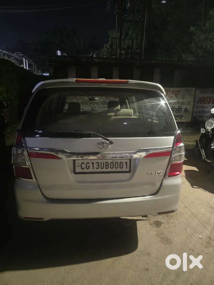 Toyota Innova Diesel 2013 Manual 12 Km