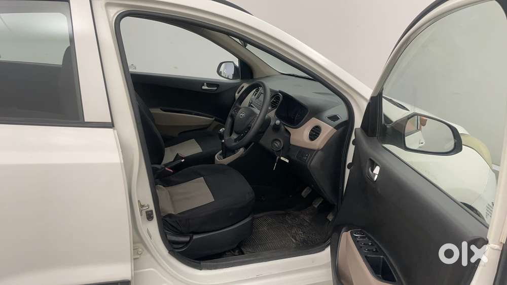 Hyundai Grand I10 1.2 Kappa Sportz, 2016, Petrol