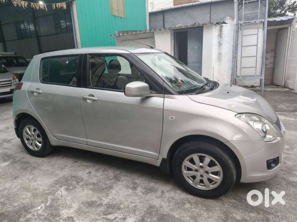 Maruti Suzuki Swift Zxi, 2011, Petrol