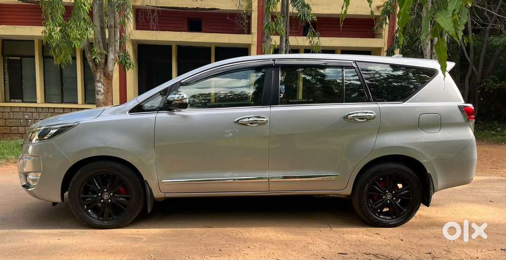 Toyota Innova Crysta 2019