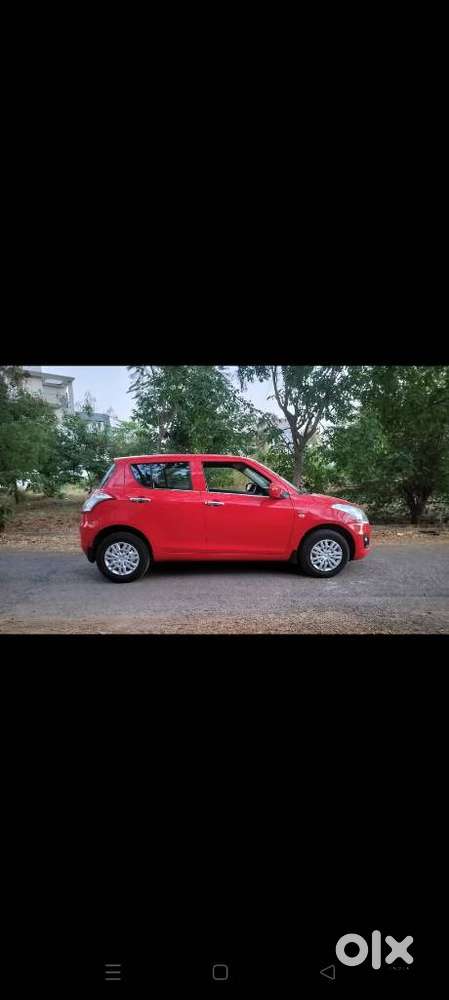 Maruti Suzuki Swift Lxi Optional-o, 2015, Petrol