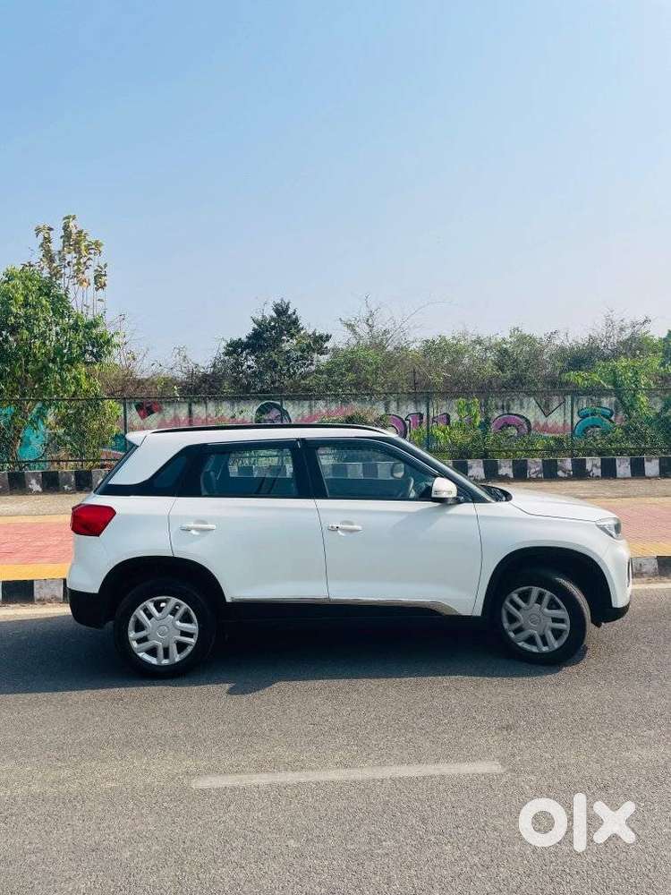 Maruti Suzuki Brezza 1.5 Vxi Smart Hybrid, 2022, Petrol