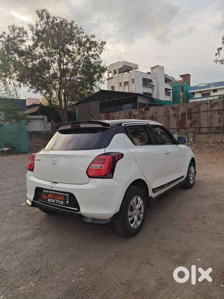 Maruti Suzuki Swift Vxi + Manual, 2023, Petrol