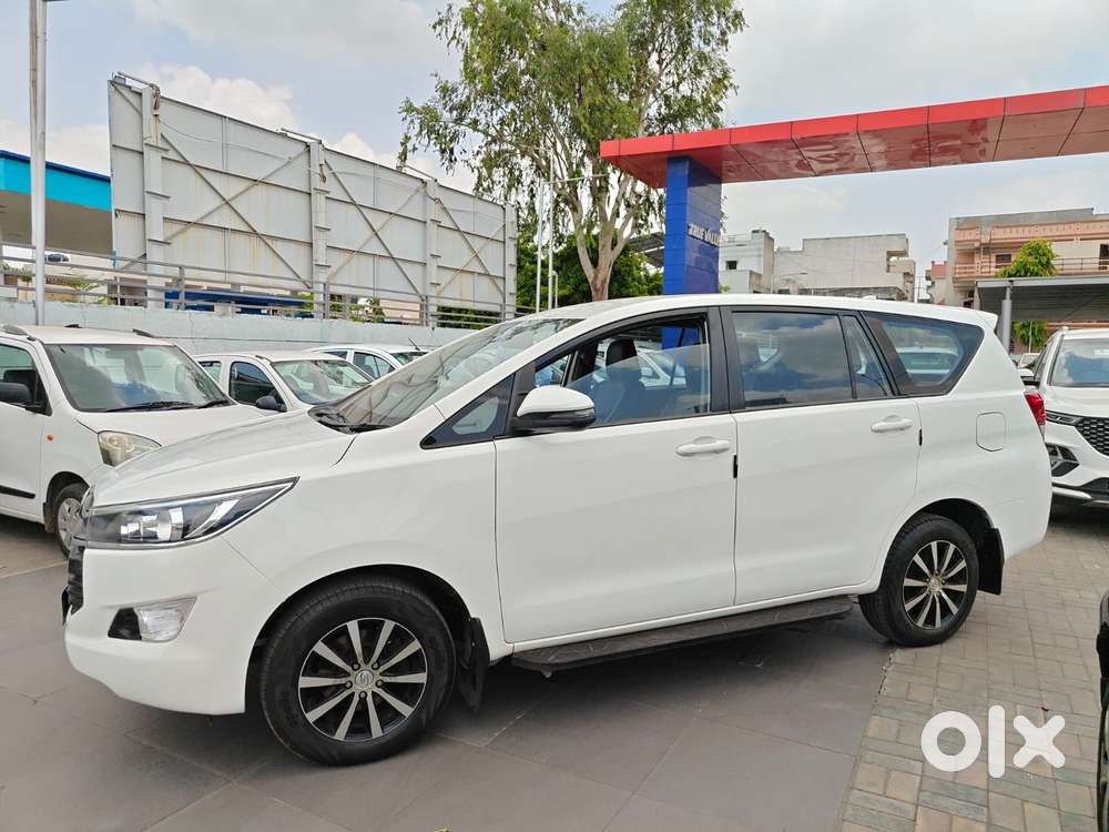 Toyota Innova Crysta 2.4 G Mt 7 Str, 2020, Diesel