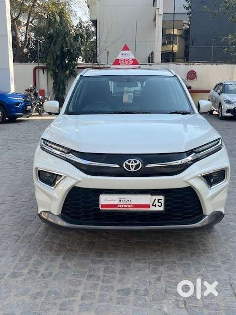 Toyota Urban Cruiser Hyryder 1.5 V Hybrid, 2024, Petrol