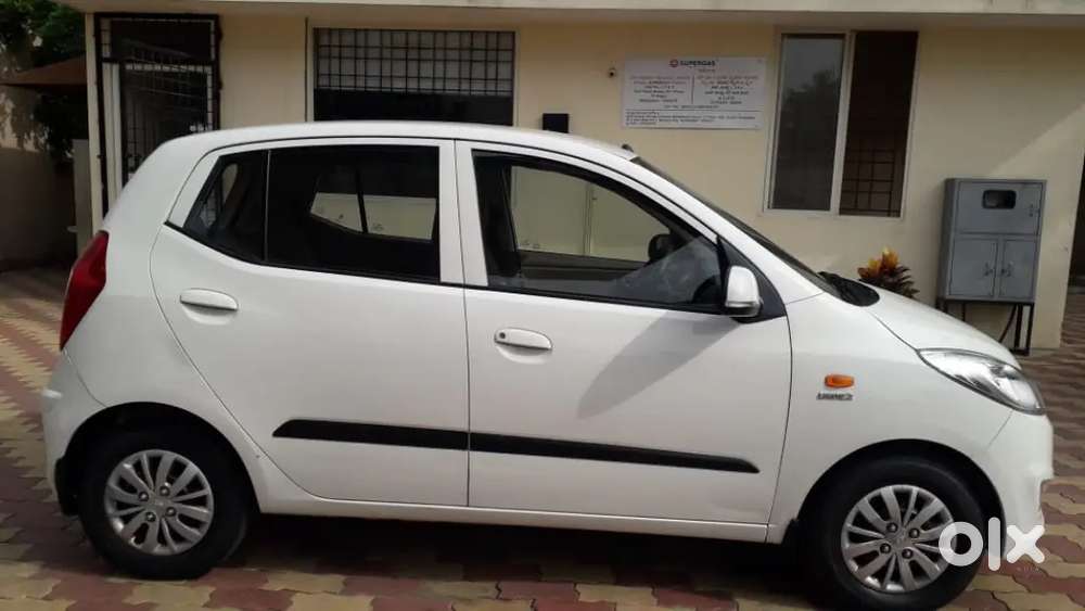 Hyundai I10 Sportz Petrol 2013