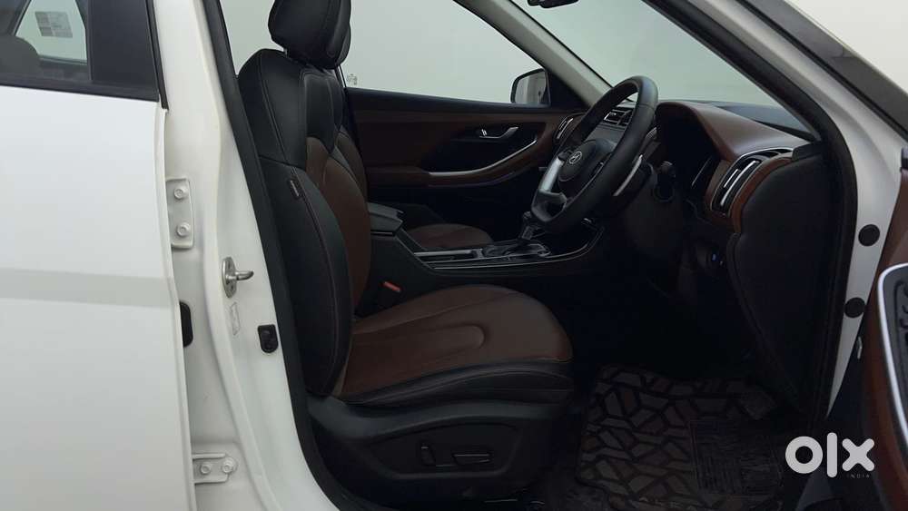 Hyundai Alcazar 2.0 Platinum (o) Petrol At 6 Str, 2021, Petrol