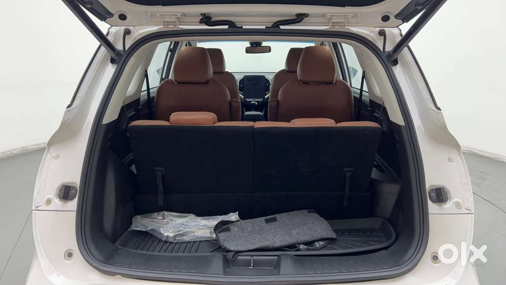 Mg Hector Plus 1.5 Sharp Turbo Cvt 6 Str, 2022, Petrol