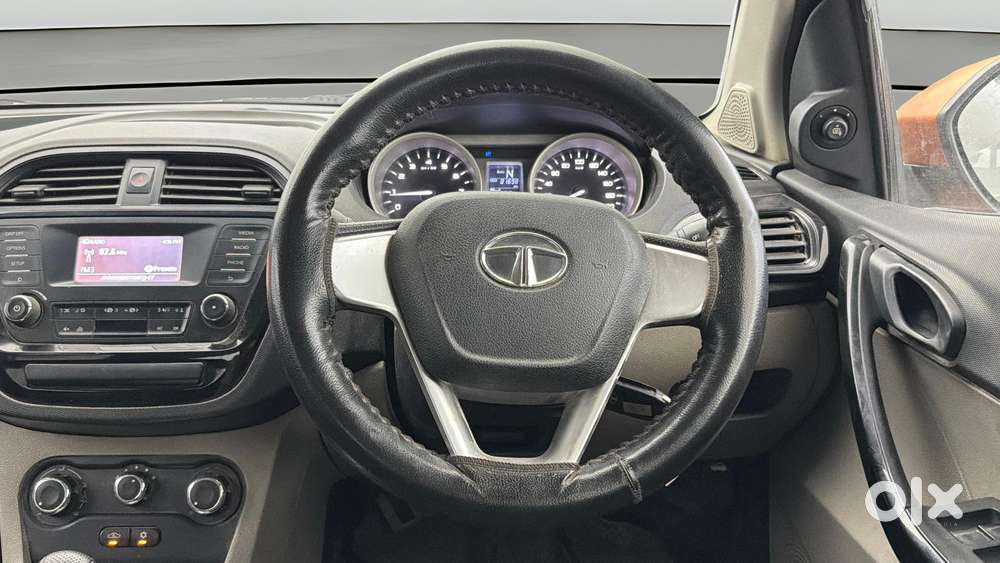 Tata Tiago 1.2 Revotron Xta, 2017, Petrol
