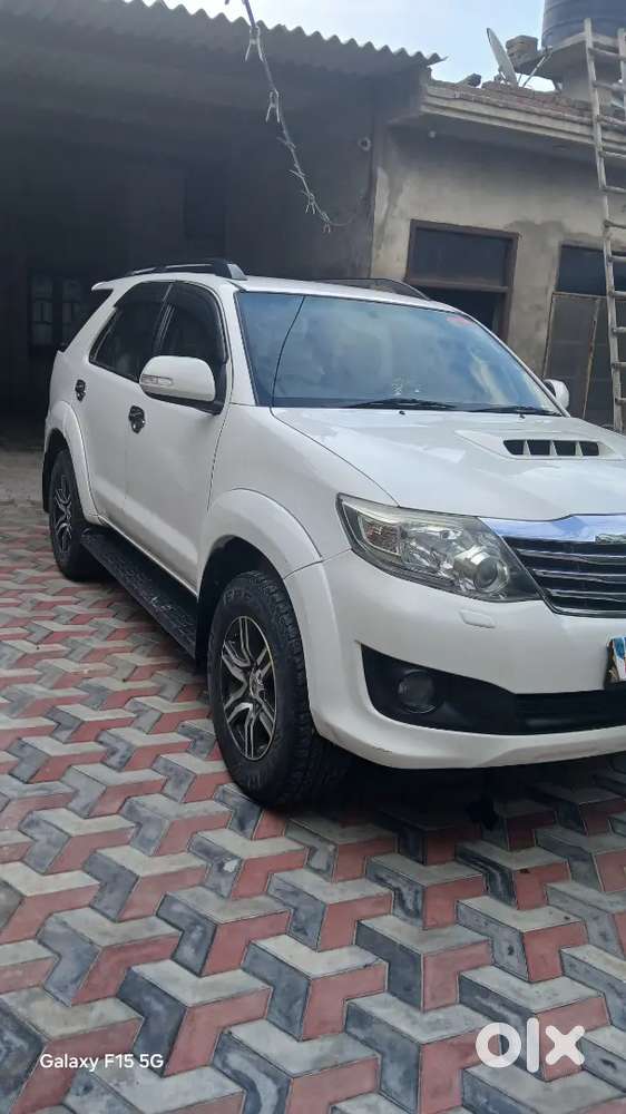 Toyota Fortuner Diesel 2013