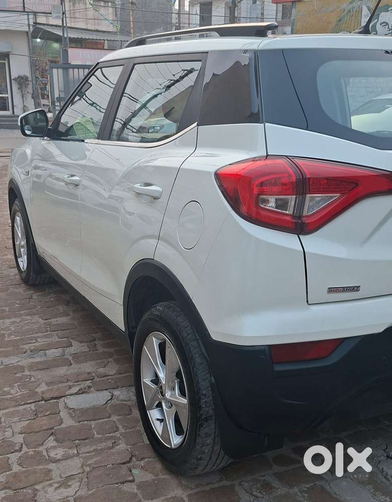 Mahindra Xuv300 W6 Amt Diesel, 2022, Diesel