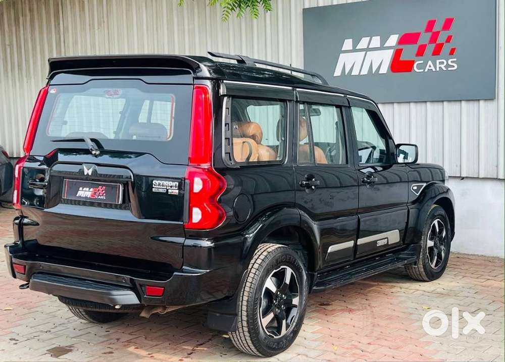 Mahindra Scorpio Classic 2.2 S 11 Mt 7 Str, 2024, Diesel