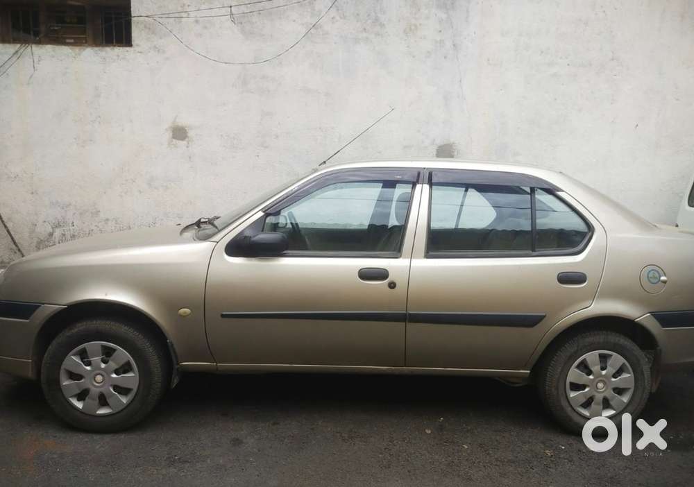 Ford Ikon 1.3 Zxi 2006 Petrol