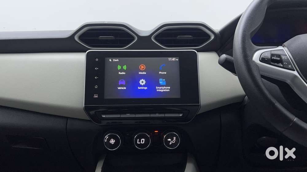 Nissan Magnite Xv Turbo, 2021, Petrol