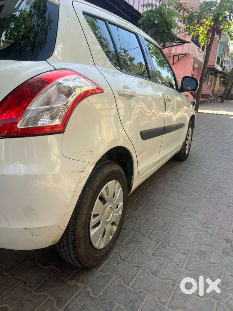 Maruti Suzuki Swift Vxi Petrol+manual