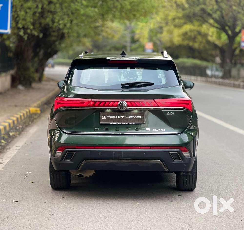 Mg Hector Plus Sharp Pro 1.5 Turbo Petrol 7 Str Dual Tone, 2024, Pet..