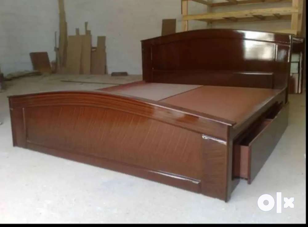 Double cot mancham outlet price