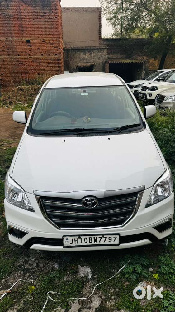 Toyota Innova 2020 Diesel Well Maintained