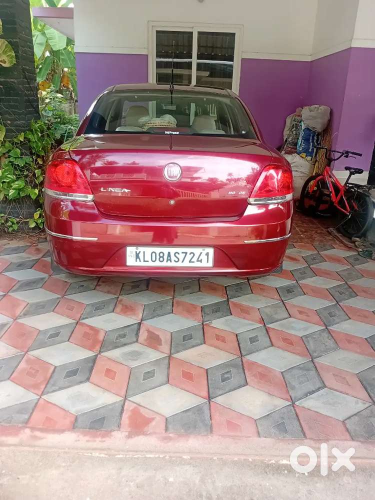 Fiat Linea 2010 Petrol 60000 Km Driven