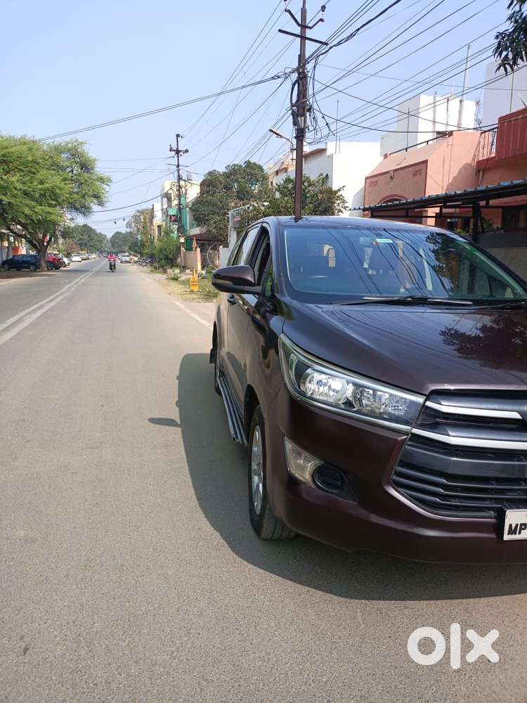 Toyota Innova Crysta 2.4 G Mt 8s, 2017, Diesel