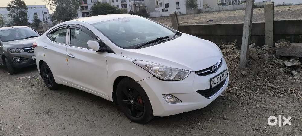 Hyundai Elantra 2012