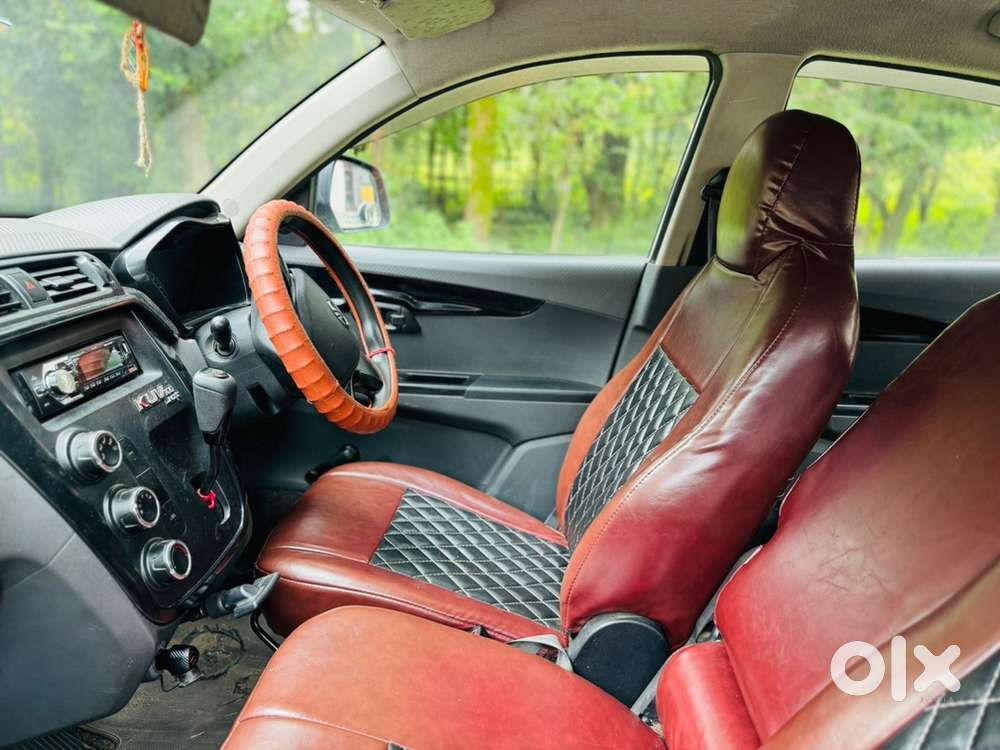 Mahindra Kuv 100 Petrol 2019