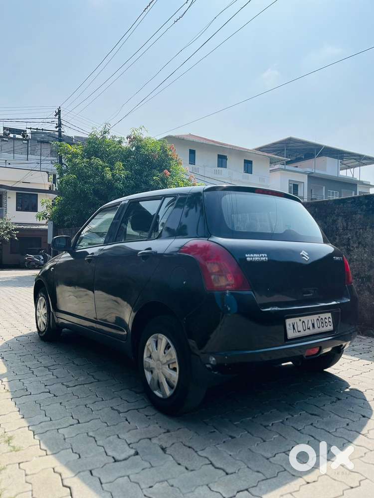 Maruti Suzuki Swift 2006 Year
