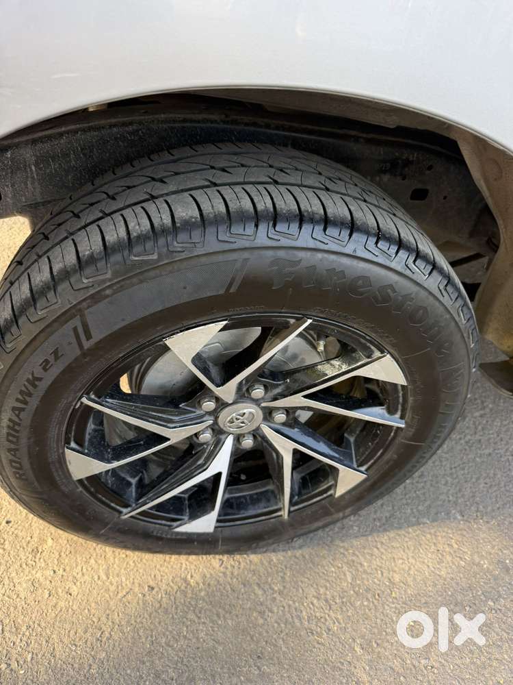 Toyota Innova Crysta 2.4 G Mt 8s, 2019, Diesel