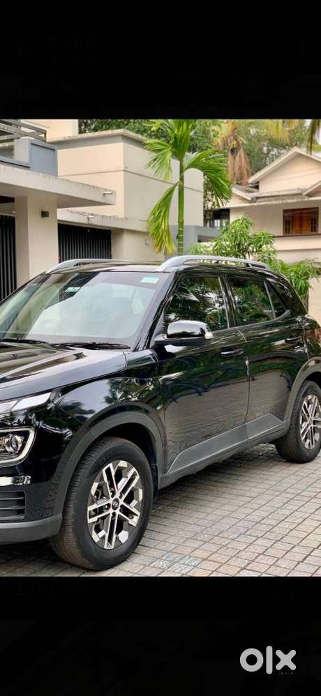 Hyundai Venue Sx (o) Mt 1.5 Diesel, 2024, Diesel