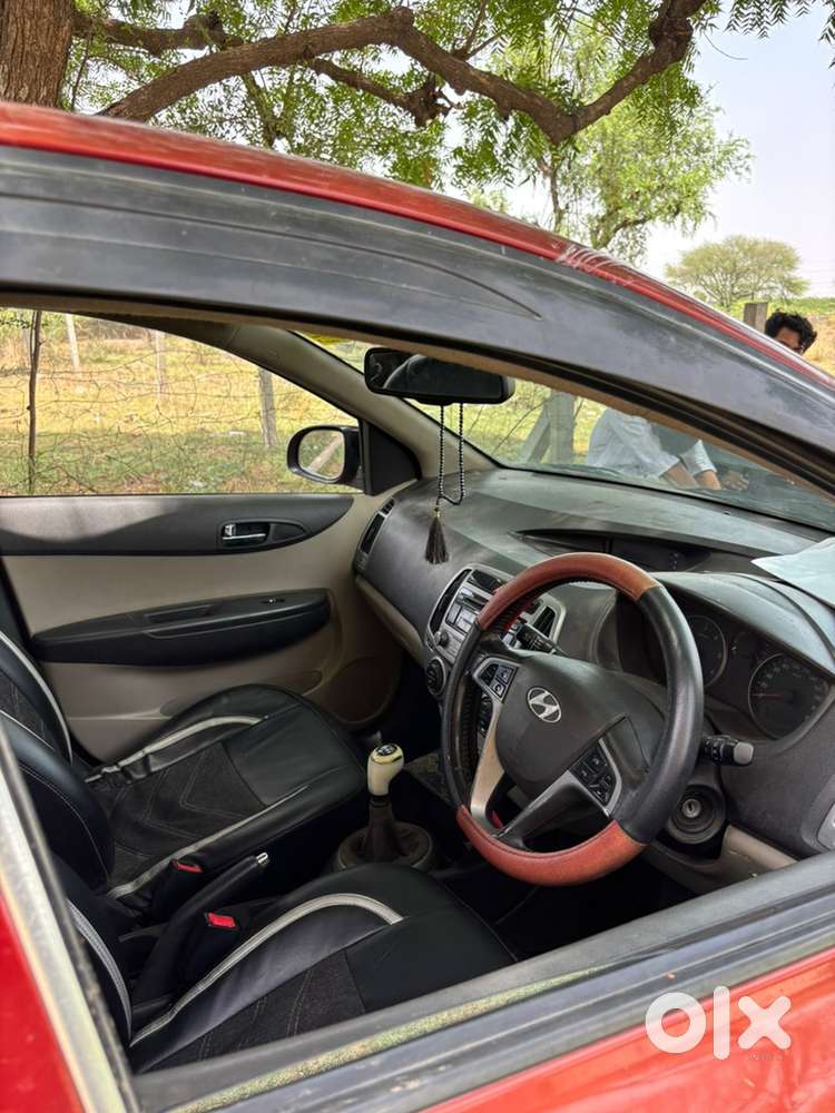 Hyundai I20 Sportz 2012