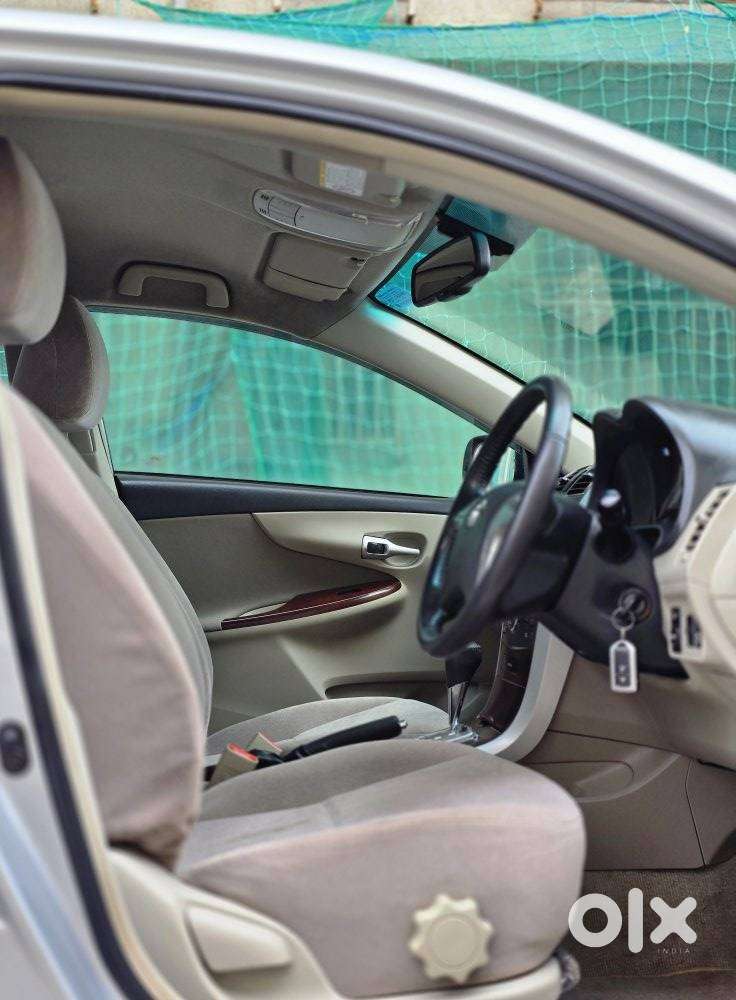 Toyota Corolla Altis G Hv At, 2012, Petrol