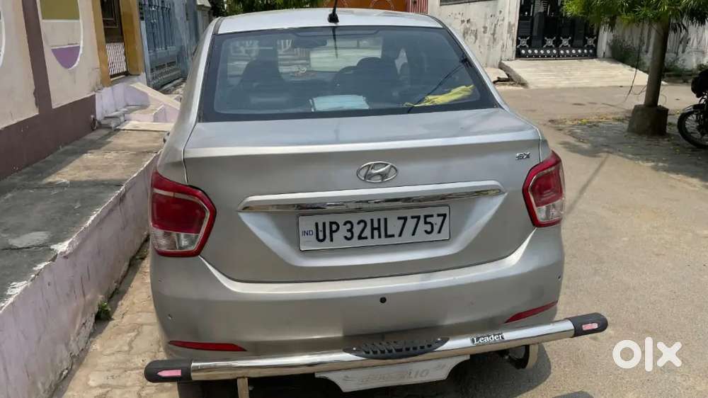 Hyundai Sedan 2016 Petrol Well Maintained