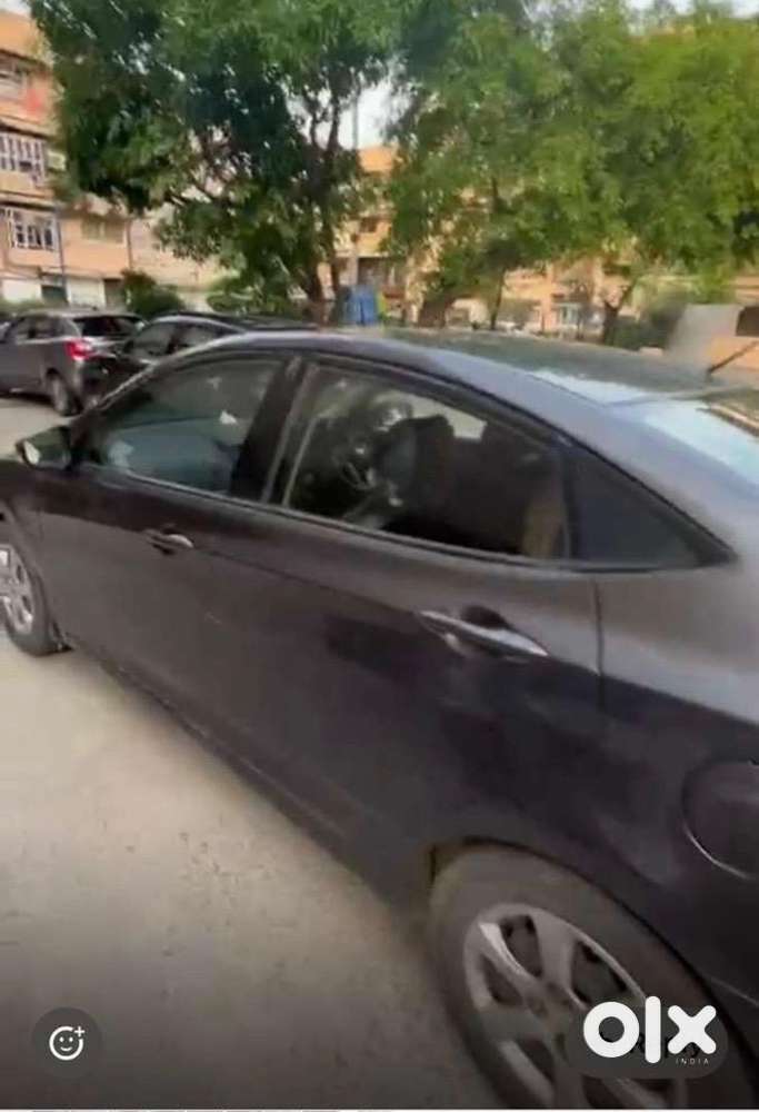 Hyundai Fluidic Verna Cng & Hybrids Well Maintained