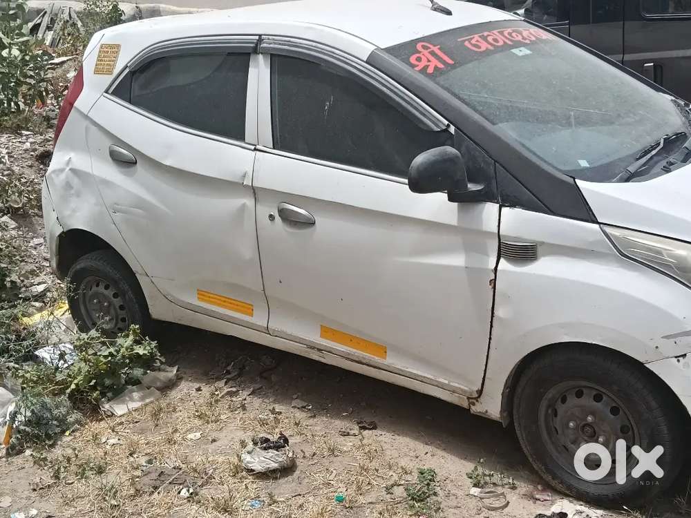 Hyundai Eon 2017 Lpg 80000 Km Driven