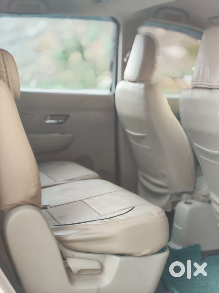 Maruti Suzuki Ertiga Vxi (o) Cng, 2022, Petrol