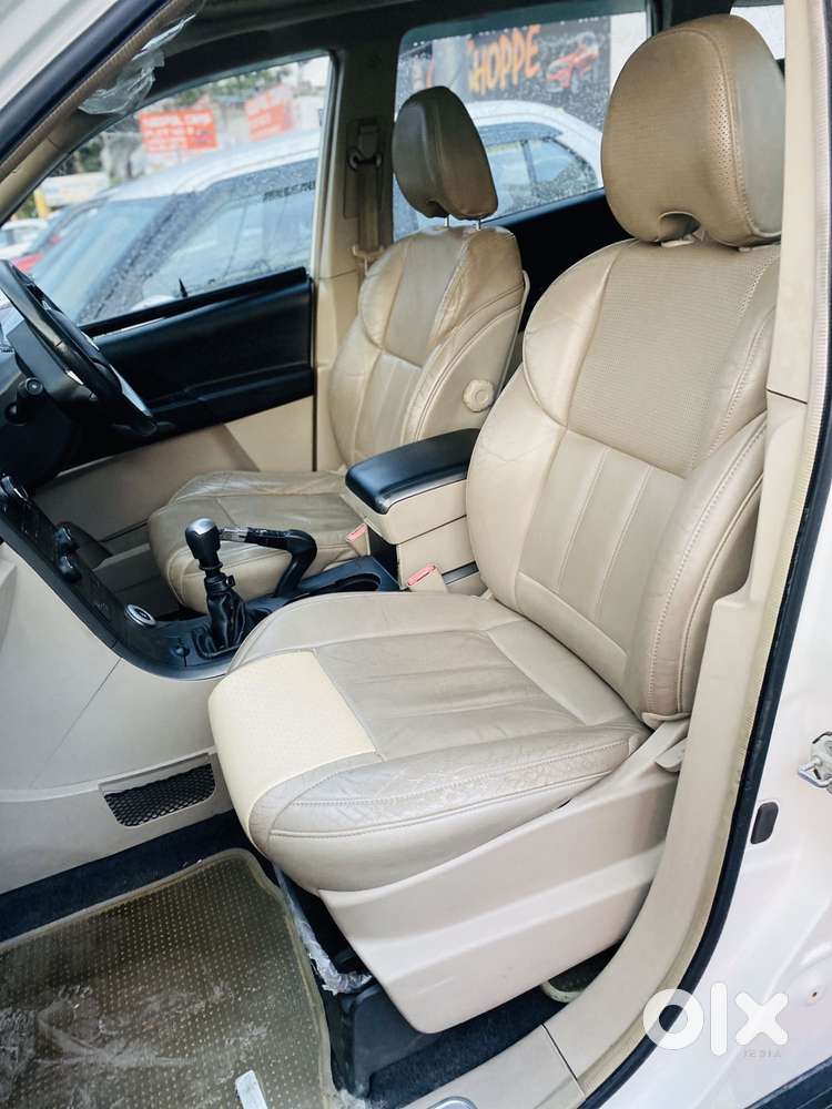 Mahindra Xuv500 2.2 W10 Sportz Edition Mt, 2016, Diesel