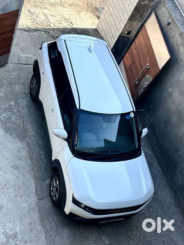 Maruti Suzuki Brezza 2023 Petrol 16000 Km Driven