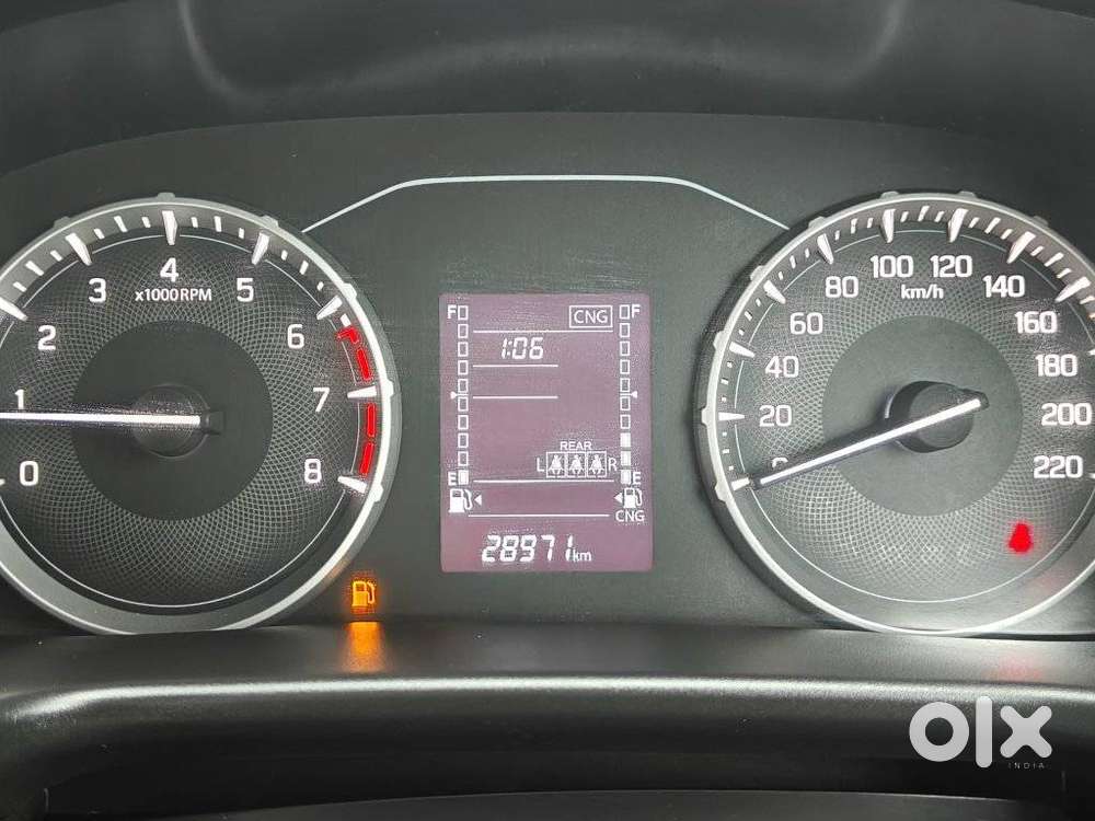 Maruti Suzuki Brezza 1.5 Lxi Cng, 2025, Cng & Hybrids