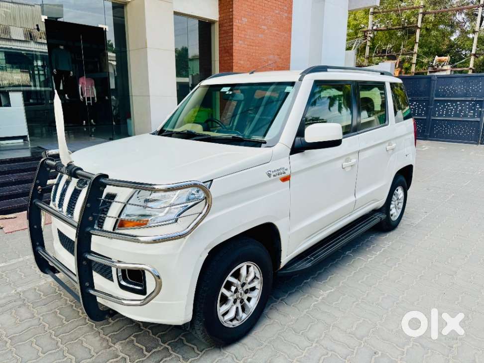 Mahindra Tuv 300 T8 Amt (automatic), 2016, Diesel