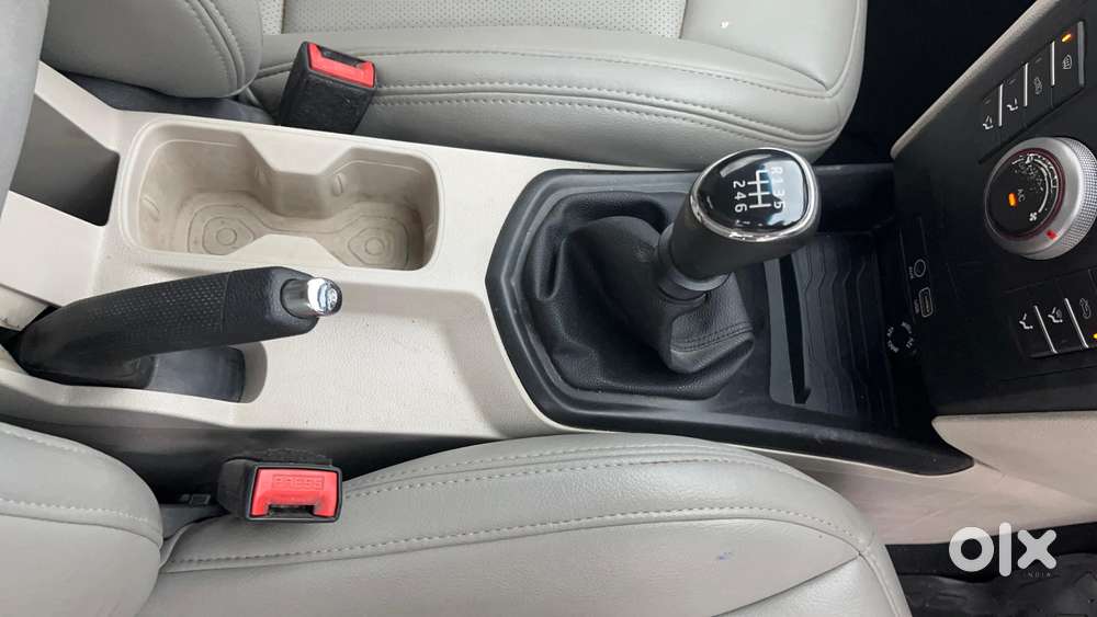 Mahindra Xuv300 W6, 2019, Petrol