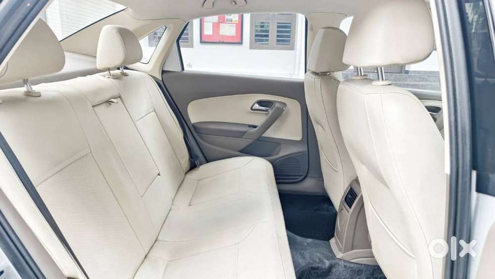 Skoda Rapid [ ] 1.5 Style Plus Tdi At, 2014, Diesel