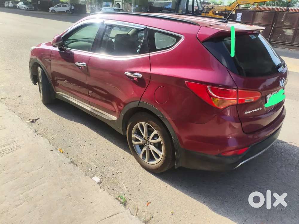 Hyundai Santa Fe Diesel 2015 Excellent Condition