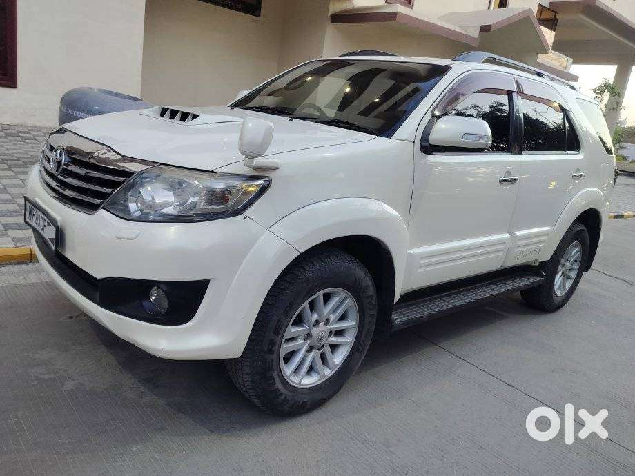 Toyota Fortuner 3.0 4x2 Mt, 2013, Diesel
