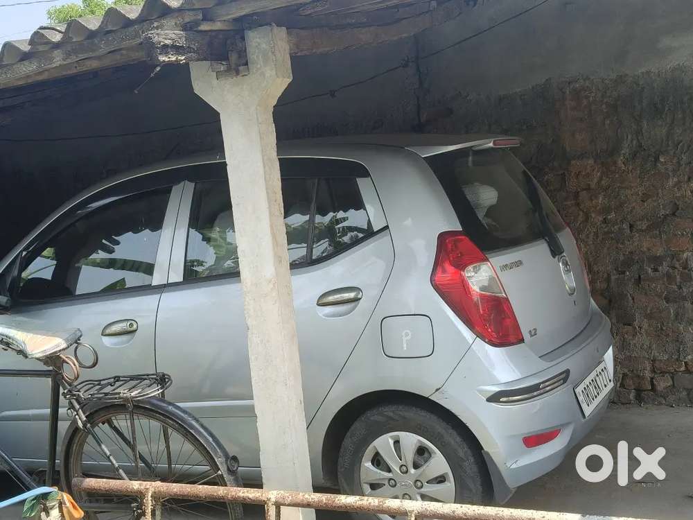 Hyundai I10 2011 Petrol 85000 Km Driven
