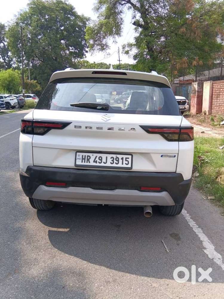 Maruti Suzuki Brezza 1.5 Zxi Smart Hybrid, 2023, Petrol