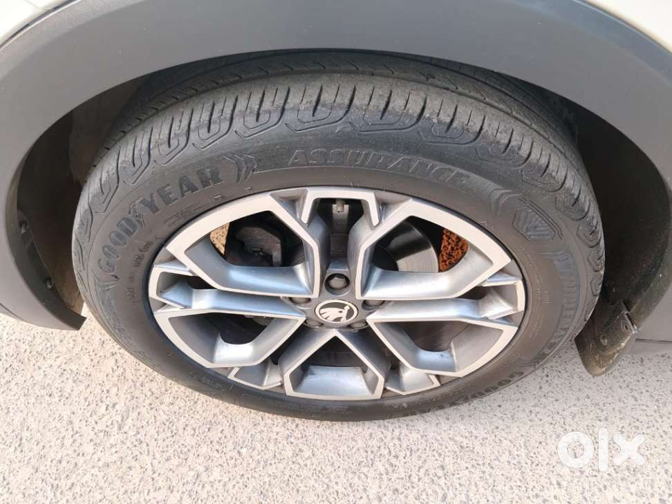 Skoda Kushaq 1.0 Tsi Style At, 2021, Petrol