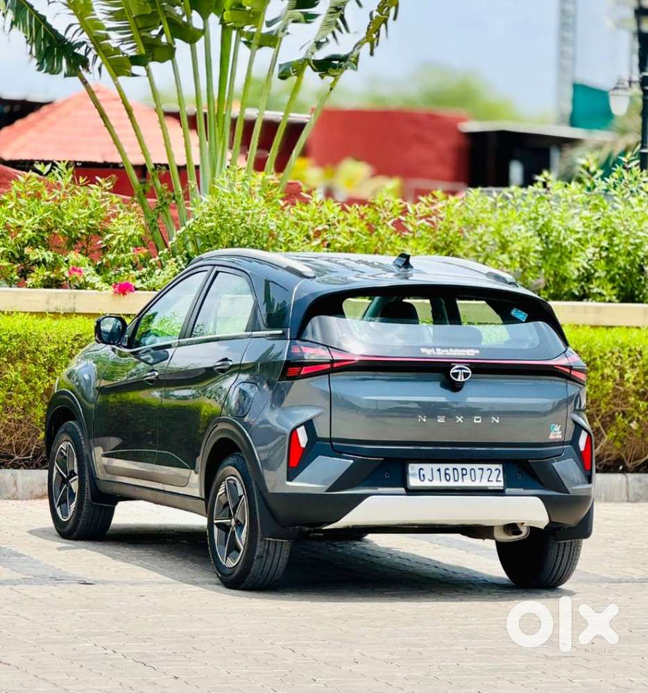 Tata Nexon, 2023, Cng & Hybrids