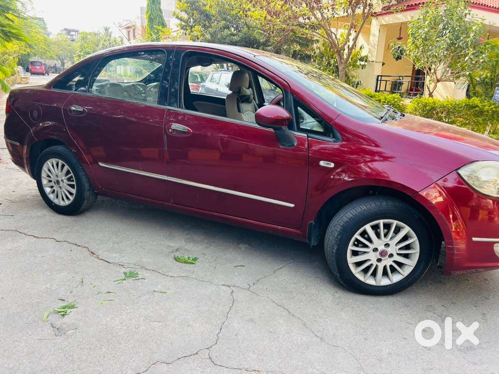 Fiat Linea Topend Diesel 2009-10 Km Milage 17 -direct Owner.