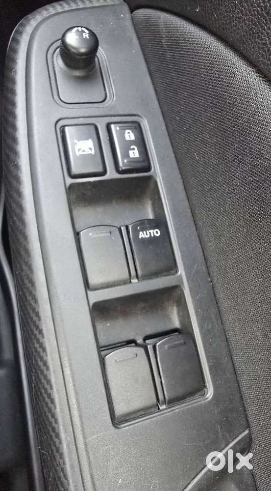 Maruti Suzuki Swift Vxi 1.2 Abs Bs-iv, 2023, Petrol