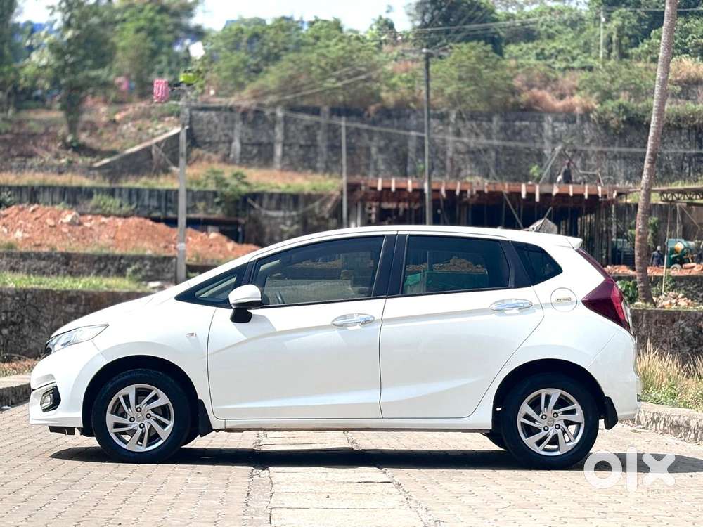 Honda Jazz V Cvt, 2021, Petrol